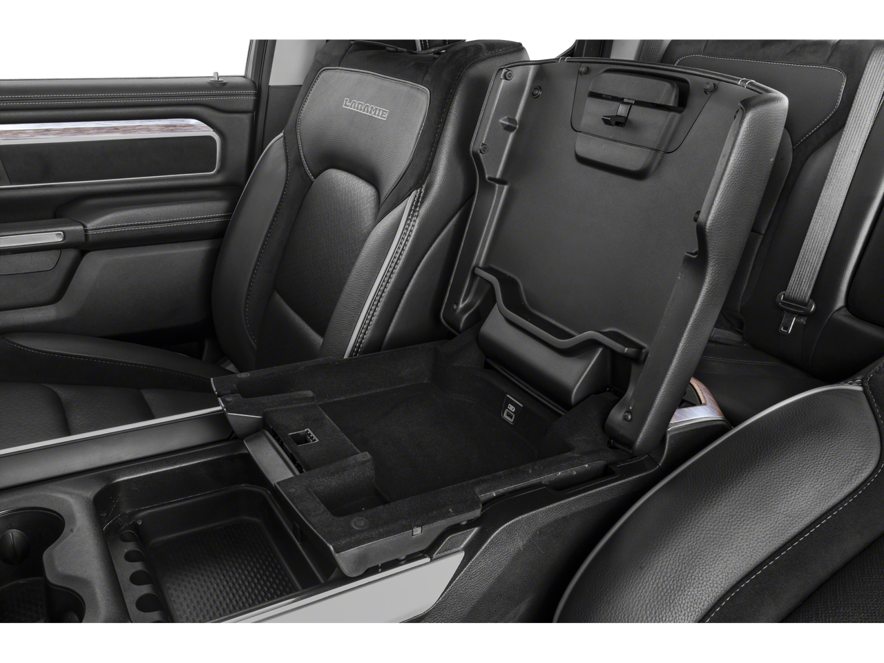 2019 RAM 1500 Laramie Quad Cab 4x4 6'4' Box