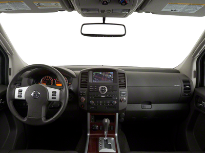 2012 Nissan Pathfinder LE