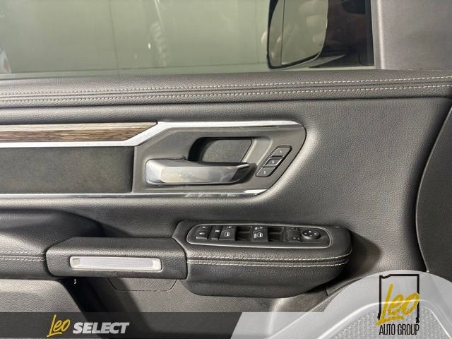 2019 RAM 1500 Laramie Crew Cab 4x4 5'7" Box