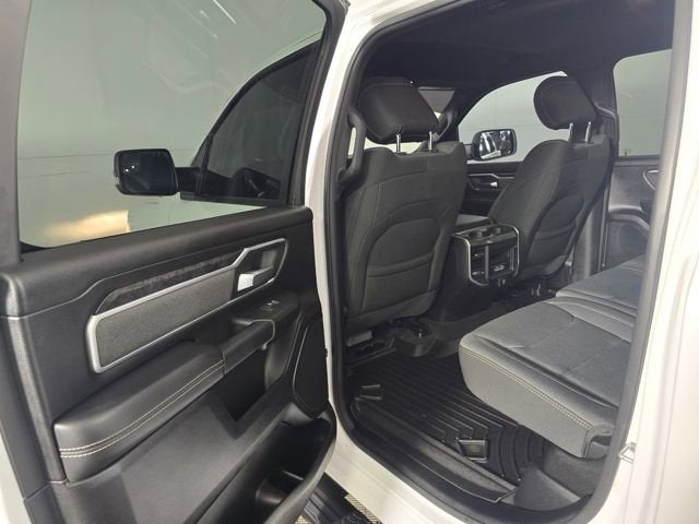 2021 RAM 1500 Big Horn Crew Cab 4x4 6'4" Box