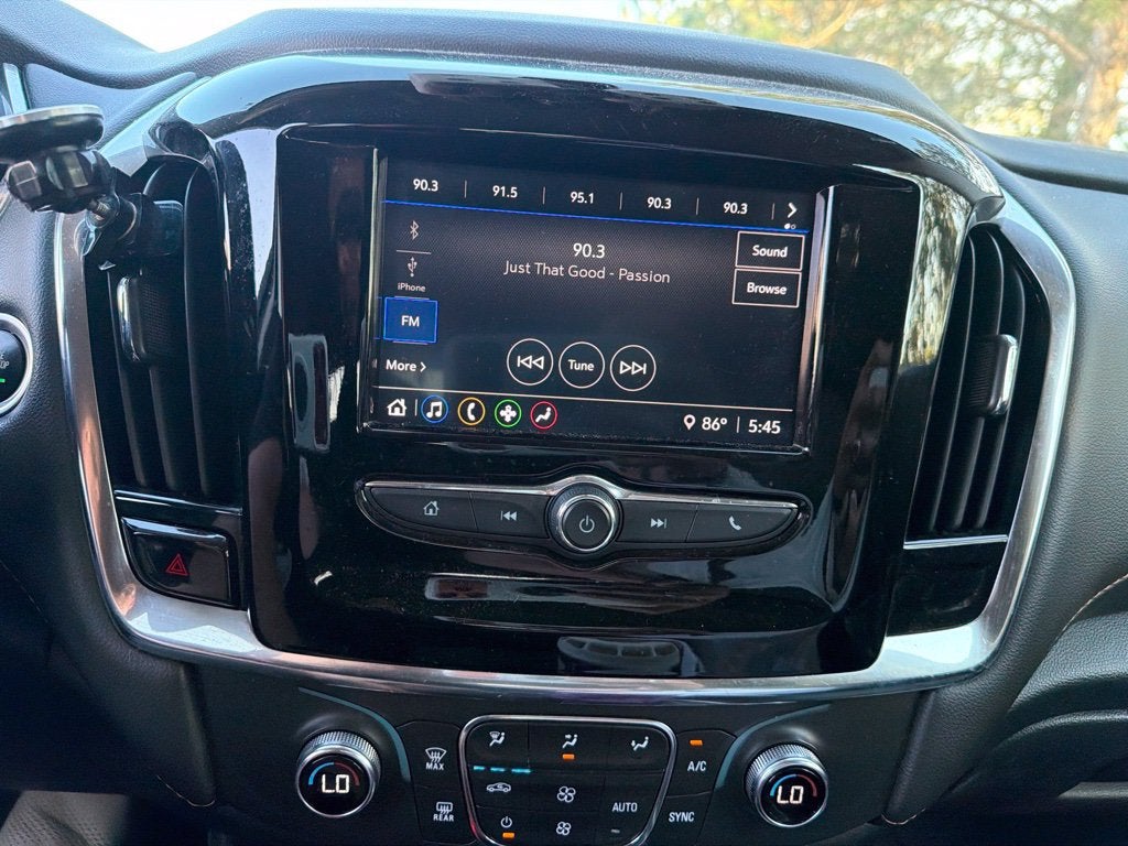 2021 Chevrolet Traverse LS