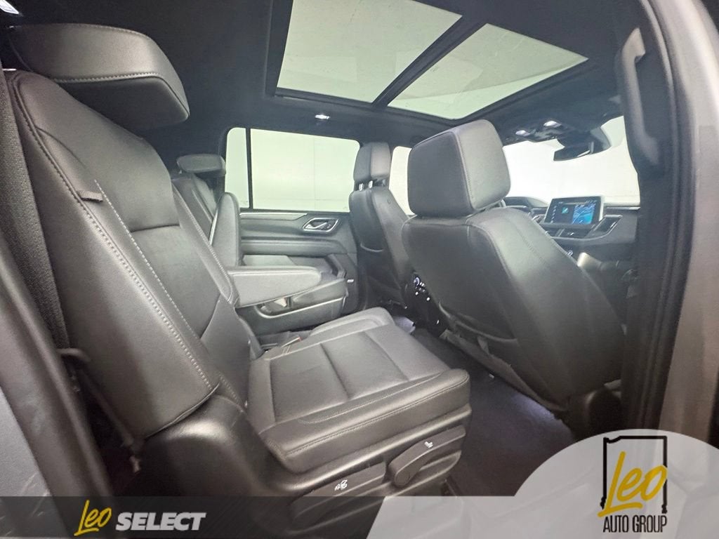 2023 Chevrolet Suburban LT