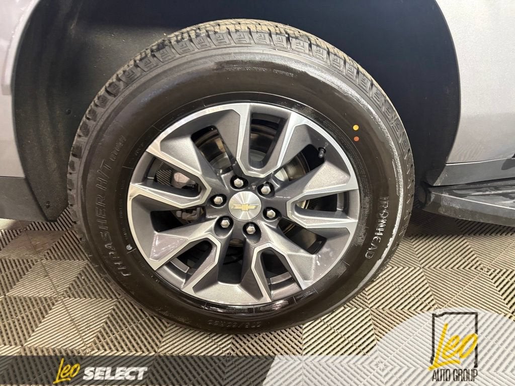2023 Chevrolet Suburban LT