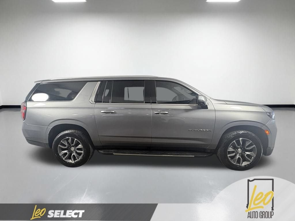 2023 Chevrolet Suburban LT