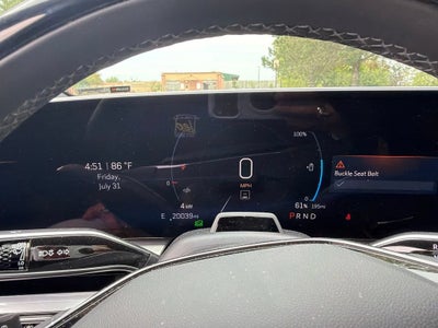 2024 Cadillac LYRIQ Luxury 2
