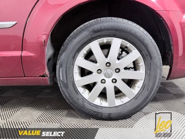 2012 Chrysler Town & Country Touring-L
