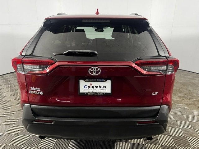 2020 Toyota RAV4 LE