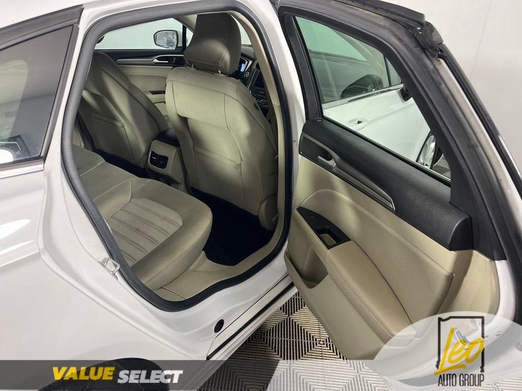2019 Ford Fusion Hybrid SE