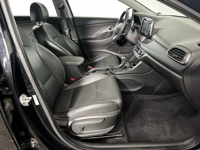 2020 Hyundai Elantra GT Base