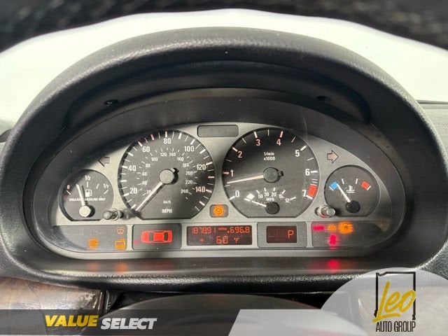 2003 BMW 3 Series 325xi