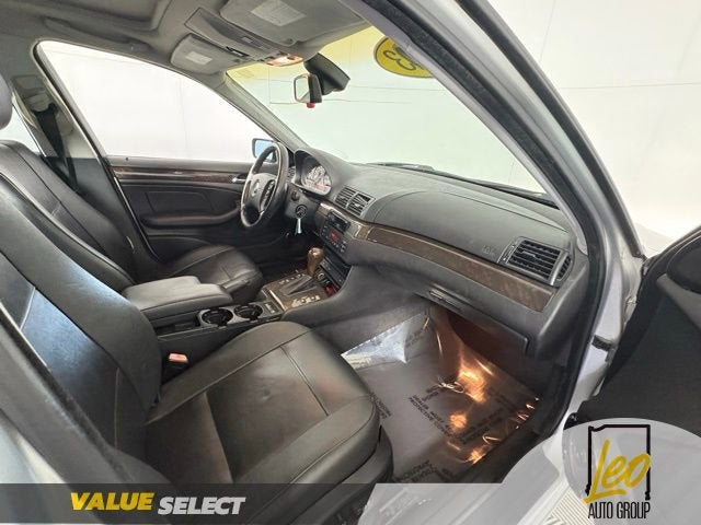 2003 BMW 3 Series 325xi