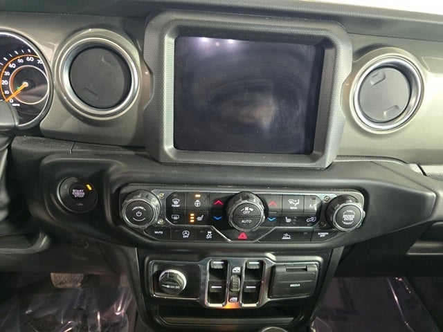 2022 Jeep Wrangler Unlimited Sahara 4x4