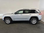 2023 Jeep Grand Cherokee Laredo 4x2