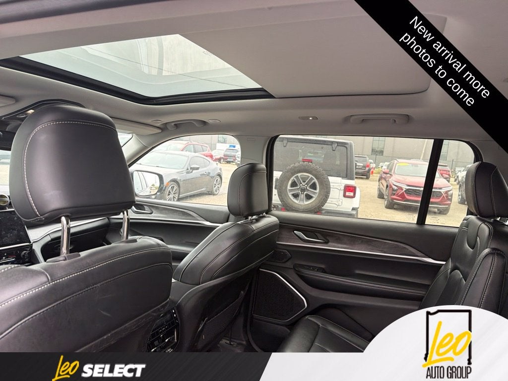2022 Jeep Grand Cherokee L Limited 4x4