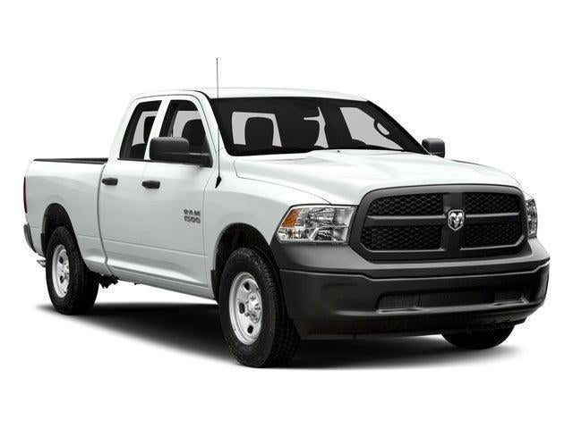 2017 RAM 1500 Express Quad Cab 4x4 6'4' Box