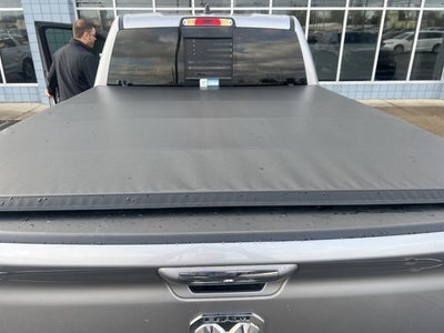 2019 RAM 1500 Laramie Quad Cab 4x4 6'4' Box