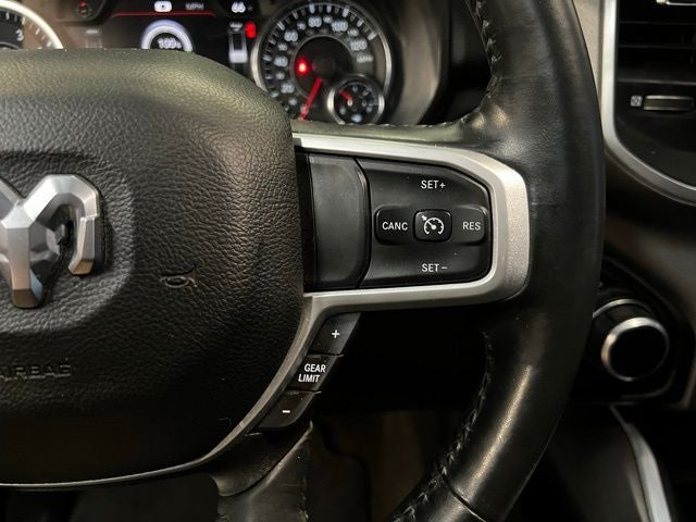 2022 RAM 1500 Big Horn Crew Cab 4x4 5'7' Box