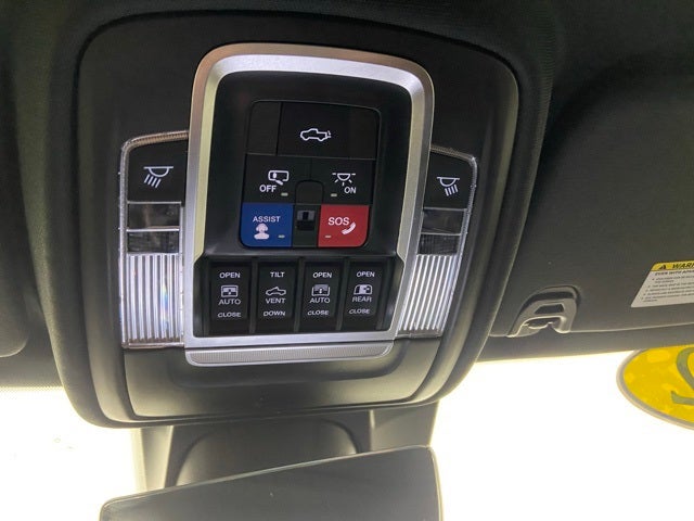 2022 RAM 1500 Limited Crew Cab 4x4 5'7' Box