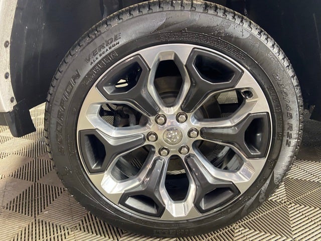 2022 RAM 1500 Limited Crew Cab 4x4 5'7' Box