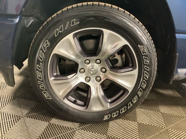 2023 RAM 1500 Laramie Crew Cab 4x4 5'7' Box