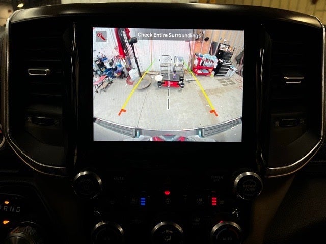 2022 RAM 1500 Laramie Crew Cab 4x4 5'7' Box