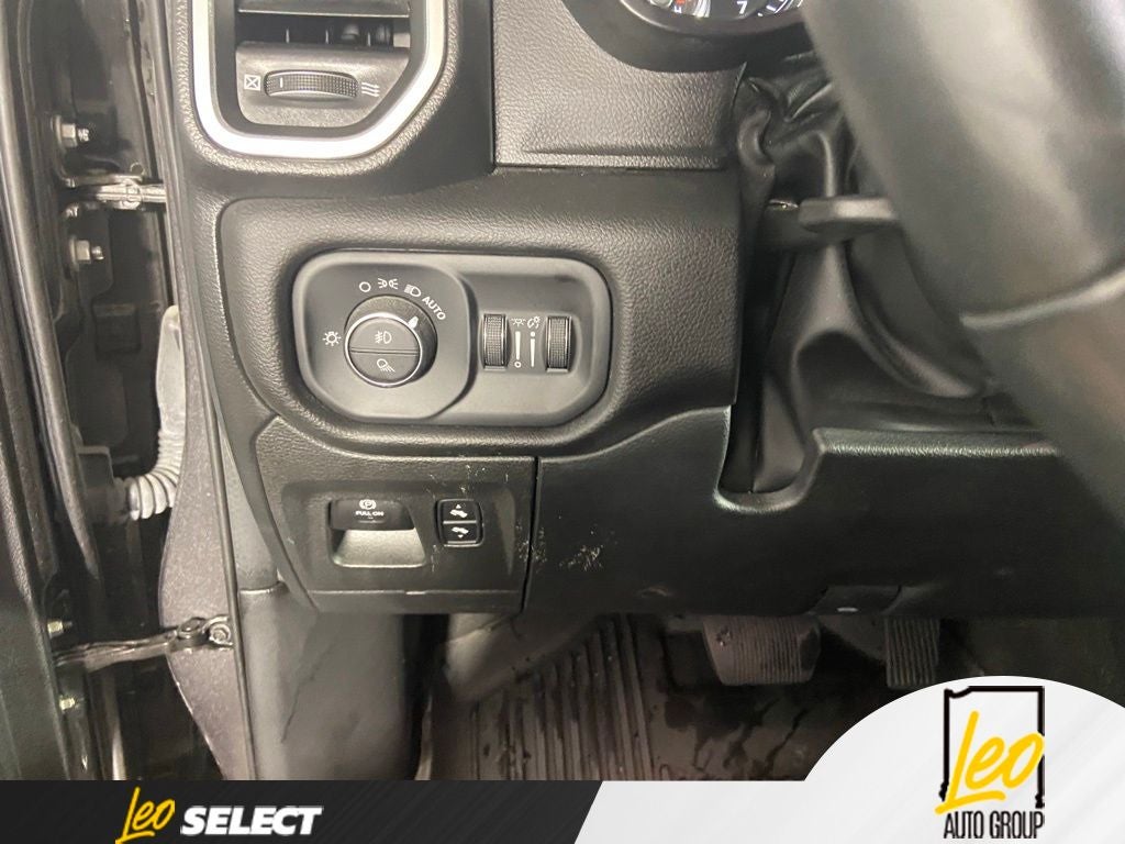 2023 RAM 1500 Laramie Crew Cab 4x4 6'4' Box