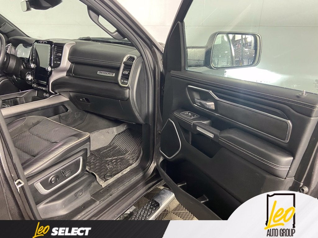 2023 RAM 1500 Laramie Crew Cab 4x4 6'4' Box