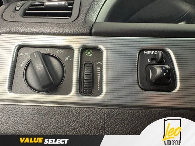 2004 Ford Thunderbird Base