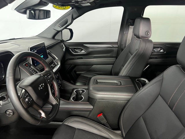 2024 Chevrolet Suburban 4WD RST