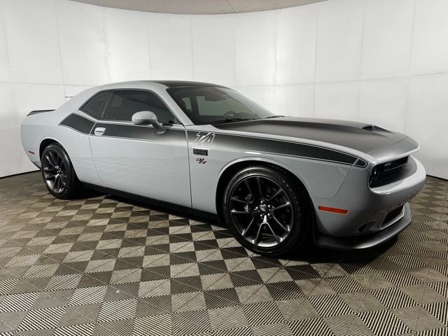 2022 Dodge Challenger R/T T/A