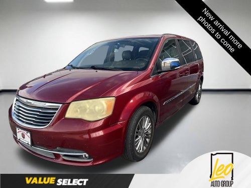 2014 Chrysler Town & Country Touring-L