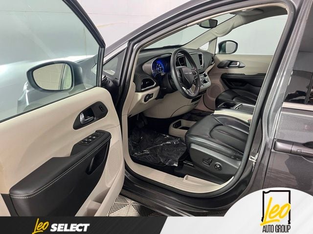 2023 Chrysler Pacifica Touring L AWD