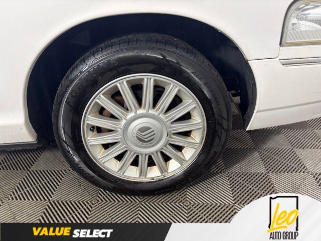 2009 Mercury Grand Marquis LS (Fleet Only)