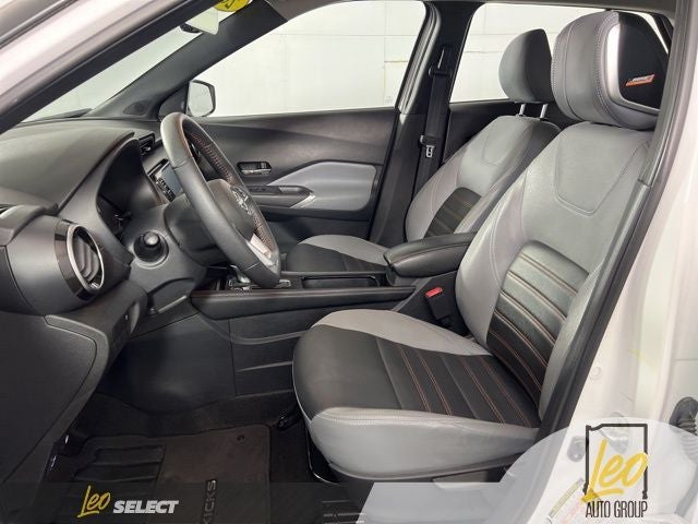 2023 Nissan Kicks SR Xtronic CVT