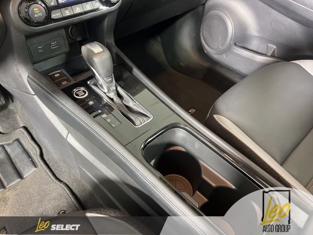 2023 Nissan Kicks SR Xtronic CVT