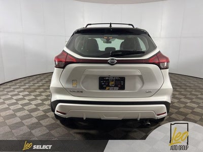 2023 Nissan Kicks SR Xtronic CVT