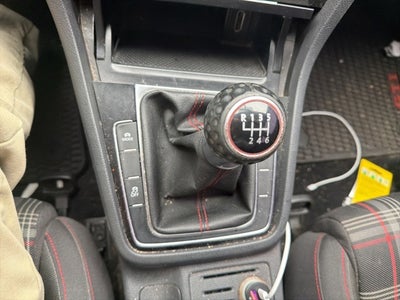 2015 Volkswagen Golf GTI 2.0T S 4-Door