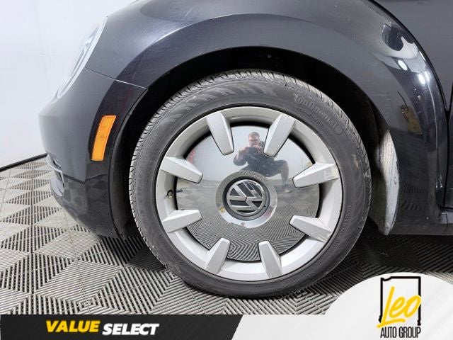 2013 Volkswagen Beetle 2.0T Fender Edition
