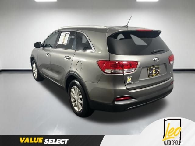 2016 Kia Sorento 3.3L LX