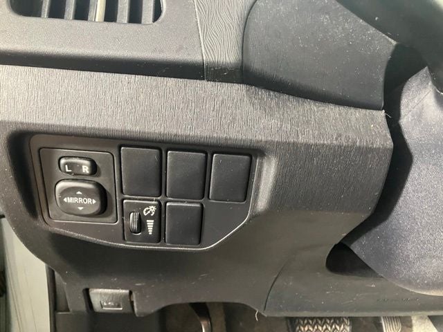 2012 Toyota Prius Base
