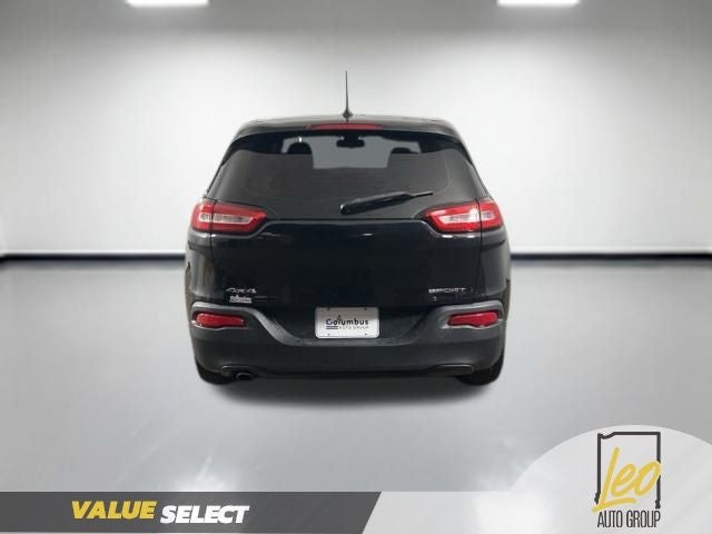 2016 Jeep Cherokee Sport