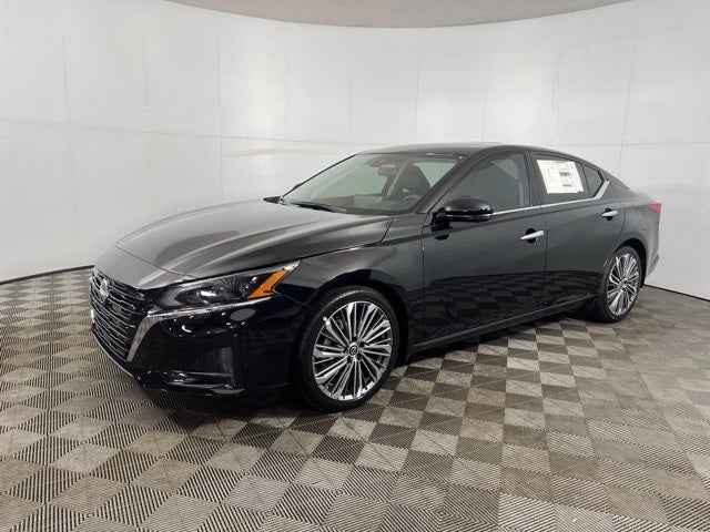 2025 Nissan Altima SL