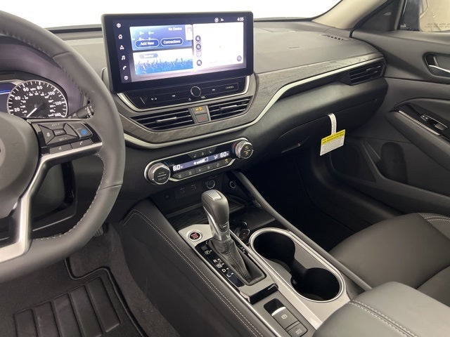 2025 Nissan Altima SL