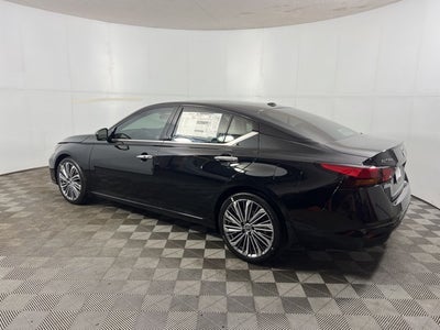 2025 Nissan Altima SL