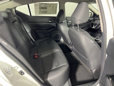 2025 Nissan Altima SL