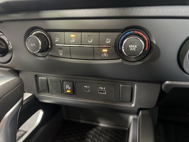 2026 Nissan Frontier Crew Cab SV