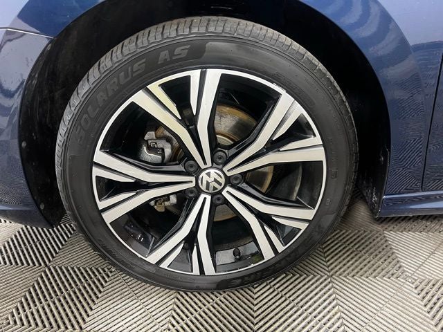 2022 Volkswagen Passat 2.0T SE