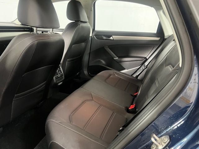 2022 Volkswagen Passat 2.0T SE