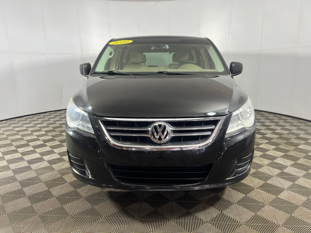 2010 Volkswagen Routan SEL