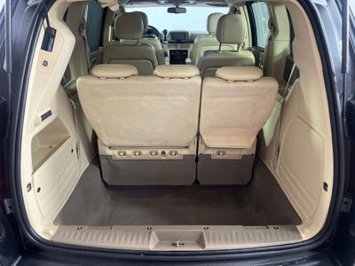 2010 Volkswagen Routan SEL